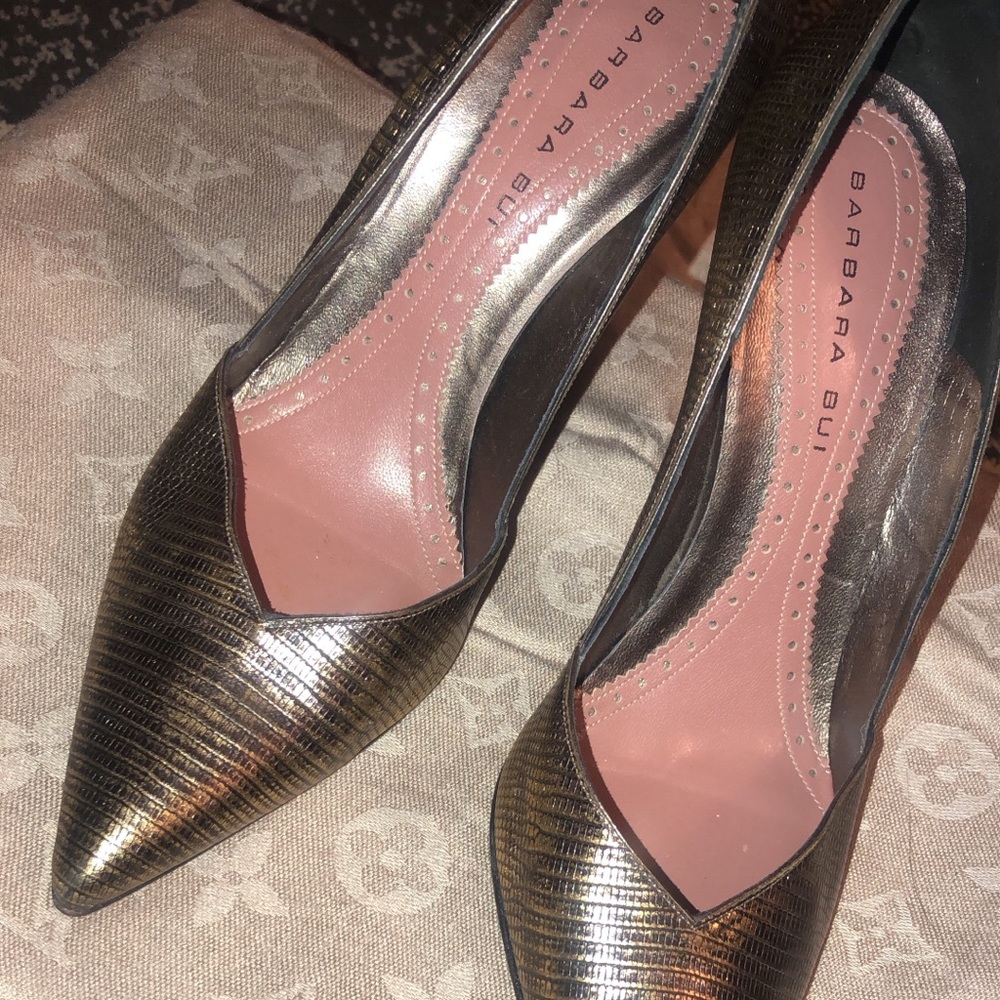 Sleek Barbara BUI heels